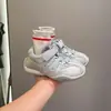 Zapatos Deportivos Versátiles de Moda 2026 Primavera/Otoño Nuevos Zapatos de Entrenamiento Alemanes para Niños Niños y Niñas Suela Suave Cómodos Zapatos Casuales Estilo Coreano