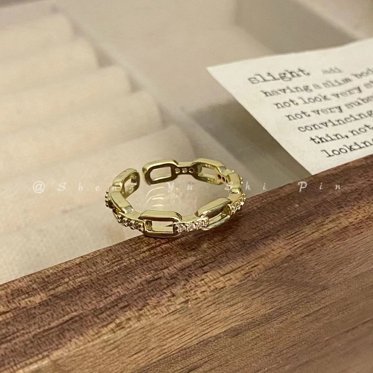 0d9899769e34d2e947450882a3dd18