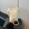 Bolso de Mano Pequeño Moderno y Sencillo para Mujer, Nuevo Verano 2026 Bolso Cruzado Versátil Más Vendido, Bolso Cubo Popular