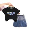 Conjunto de Roupa de Verão para Meninos, Novo Estiloso Versão Coreana Verão 2026, Gola Redonda Manga Curta Estilo Fino, Conjunto Moderno de Duas Peças para Bebê