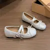Sapatos Femininos de Salto Interno Mary Jane com Laço, Bico Redondo, Fivela e Tira Cruzada, Novos para Outono 2026, Estilo Coreano, Sapatos Pequenos de Couro