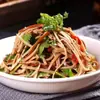 Las tiras de huevo con sabor a soja son saludables y nutritivas, listas para comer como salteado o plato frío, con una textura masticable y elástica.. Son un producto a base de huevo, no hecho de soya