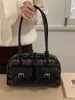 Bolsa de Viagem com Múltiplos Bolsos na Axila Nova Coleção Outono/Inverno 2025 Estilo Coreano Moda Casual Bolsa de Ombro para Trabalho e Deslocamento com Acabamento de Alto Padrão