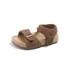 Comercio Exterior Modelo Verano 2026 Sandalias Infantiles Birkenstock Moda Europea y Americana Zapatos de Playa para Niñas Calzado Casual Abierto para Niños Pequeños