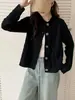 Nueva Colección Otoño/Invierno 2026: Suéter Cárdigan de Punto Cableado de Cuello Redondo de Botones Sencillo y Versátil para Mujer, con un Estilo Relajado y sin Esfuerzo