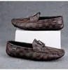 Mocasines de Piel Genuina para Hombre de Lujo Ligero 2026 Nuevo Estilo Zapatos sin Cordones de Moda Británica Casual Mocasines sin Cordones Estampados