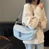 Bolsa de sillín impermeable de nailon ligera y simple, nueva, con múltiples bolsillos de solapa, para pantalones, deportes, ciclismo, casual, de un solo hombro, cruzada, estilo bolsa de albóndiga