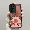 Adecuado para Samsung S24Ultra Dibujos Animados Samsunga55 Moda Funda para Teléfono Móvil Femenina 25 Muñeco de Pie Capibala