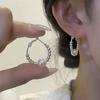 Pendientes de aro ligeros de lujo con perla rota en plata para mujer, nuevos pendientes minimalistas de aguja Tremella 925 de alta gama.