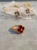 Los 26 Anillos de Trébol de Cuatro Hojas y Mariposa de la Suerte Más Nuevos del Mercado, Anillo Abrible de Perla Blanca y Lapislázuli de 18k