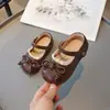 Sapatos de Princesa para Crianças 2026 Novos Sapatos de Couro de Outono para Meninas, Mocassins com Solado Macio e Laço para Meninas Pequenas, Sapatos Rasos
