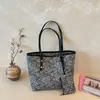 Bolsa Tote de Alta Capacidade, Estilosa, Simples, Versátil e na Moda, Nova Coleção Verão 2026, com Alto Apelo Estético