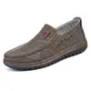 Zapatos de Tela Old Beijing para Hombre Primavera y Verano 2024 Estilo Nuevo para Mediana Edad y Mayores Slip-on Zapatos de Papá Suela Suave Casual Perezosos Zapatos para Conducir