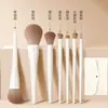 Cheng Shi'An Recomenda o Conjunto de Pincéis de Maquiagem Porcelana Nuvem: Pincel para Sombra, Pincel Lâmina, Pincel Chanfrado para Delineador, Pincel para Pó Solto, Ferramentas de Maquiagem