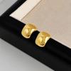 Brincos Pequenos Retrô Elegantes de Luxo Leve Novos Brincos de Pressão Populares na Internet Design de Nicho Acessórios Avançados para Orelha