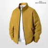 Nueva chaqueta exterior de concha blanda para hombre de otoño con cuello alto, abrigo casual engrosado, cortavientos, resistente al desgaste, de corte holgado, moderna