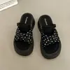 Zapatillas Blancas Crudas de Estilo Japonés de Moda con Lunares y Lazo para Mujer, Adecuadas para Usar al Aire Libre, Nuevo Modelo Verano 2026, Sandalias de Doble Uso con Suela Gruesa para Aumentar la Altura