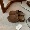 Mules de couro com padrão de uva, sola grossa de 4 cm, versáteis, forradas com fleece, sola grossa, de calçar fácil, para mulheres