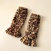 Calcetines gruesos y cálidos de felpa con estampado de leopardo retro para otoño e invierno, calcetines apilados estilo JK, calentadores de piernas de chica hot estilo japonés, calcetines apilados para mujer