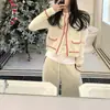 Em Estoque: Cardigã Septwe Urban Beauty Moda Outono/Inverno Bordado Duas Cores Bloco de Cores, Novo Suéter de Inverno Bloco de Cores