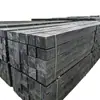 Los durmientes empapados en aceite se utilizan para la construcción de vías férreas en minas, ofreciendo resistencia a altas temperaturas y propiedades anticorrosivas.
