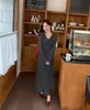 Nueva colección de otoño e invierno: elegante vestido de punto con cuello en V y manga larga, estilo francés, ajustado y favorecedor, perfecto como suéter o vestido largo