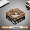 Elegante y lujoso, este cenicero de cristal engrosado es un complemento elegante y de alta gama para tu hogar u oficina.. Su creativo diseño de cristal evita que las cenizas se dispersen, lo que lo hace perfecto para usar en salas de estar y oficinas.