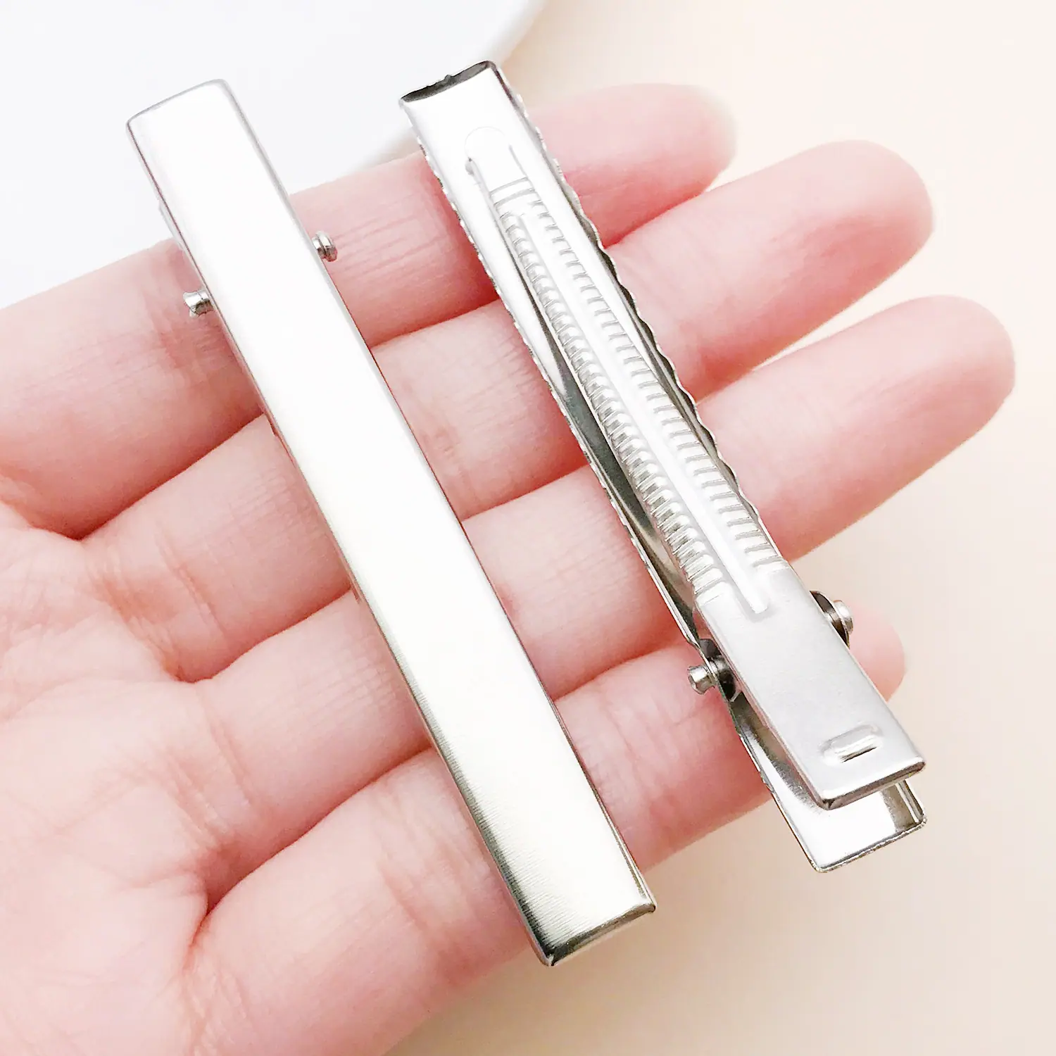25996-DG-白k色铁质长方夹鸭嘴夹67x11mm-2.