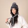 Gorro de Protección Auditiva con Borla de Color Contrastante y Bola de Pelo para Mujer en Otoño e Invierno Engrosado Cálido Rayado Versátil Gorro de Punto Estilo Fair Isle Gorro de Lana