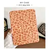 Capa protetora acrílica personalizada com estampa de leopardo para iPad, adequada para Apple iPad Pro de 13 polegadas, capa multifuncional para tablet