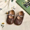 Zapatos de Cuero para Niñas 2025 Primavera y Otoño Nuevos Zapatos de Princesa para Niños Zapatos de Cuero Pequeños con Lazo y Perlas Zapatos para Bebé de Suela Blanda