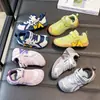 Nuevos zapatos deportivos slip-on de otoño para niños y niñas, zapatos de malla para niños con suelas suaves, zapatos casuales de moda