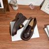 Mocassins de Plataforma Estilo Francês 2025 Calçado Exterior High-end Estilo Britânico Retrô Sapatos de Couro Sapatos de Salto Alto Grosso com Pequena Moeda de Ouro Femininos