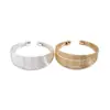 Pulsera Abierta Geométrica Redonda Metálica Multicapa Europea y Americana, Estilo Minimalista Versátil, Joyería Única y de Alta Gama para Mujeres