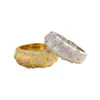 Anillo Italiano Cepillado de Diamantes Completos para Mujer, Popular en Live-Stream, Lujo Ligero y Sensación de Alta Gama, Anillo de Plata de Ley 925, Popular en Xiaohongshu