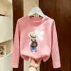 Camiseta Básica Infantil Cartoon Primavera e Outono 2026 para Meninas, Nova Camiseta de Manga Longa Estilosa Versão Coreana para Meninas