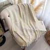 Cachecol Transfronteiriço Mais Vendido para Mulheres Primavera e Outono Retrô Versátil Jacquard de Castanha Estilo Étnico Cachecol Longo com Franjas Xale de Viagem