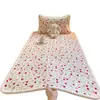 Cobertor de Cama de Lã de Leite de Gaze de Camada Dupla Conjunto de Três Peças Cobertor Usável dos Dois Lados Protetor de Colchão Cama para Dormitório de Estudante