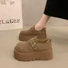 Populares zapatos estilo Birkenstock de tamaño pequeño, que aumentan la altura y tienen suela gruesa para mujer, nueva colección otoño 2026, con puntera amplia, modernos, versátiles y fáciles de combinar con cualquier atuendo.