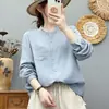 Camisa feminina de manga longa em gaze de algodão de camada dupla com gola alta pequena, de alta qualidade, peça básica simples e versátil para exportação