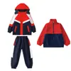 Uniformes Escolares Infantis Estilo Colégio Britânico, Conjunto de Três Peças para Primavera e Outono, Uniformes de Classe Infantis de Manga Curta, Uniformes de Jardim de Infância Estilo Campus
