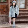 Casaco de Inverno para Meninas 2025 Novo Estiloso Infantil Casual Quente Espesso com Pelo para Crianças Maiores Tendência Top