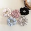 Scrunchie de Malha Canelada Bege Suave Estilo Coreano Versátil para um Look Jovem, Adequado para Rabos de Cavalo e Coques