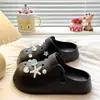 Sandalias perforadas de suela gruesa de EVA para mujer, pantuflas cerradas de verano, sandalias de playa para exteriores antideslizantes, transpirables, de suela blanda, con plataforma para mujer