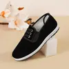 Zapatos de Tela Old Beijing del Fabricante con Suela de Plástico y Goma, Caña Baja Estilo Militar, Goma Moldeada por Inyección, Zapatos de Tela Negros con Tacón Bajo