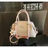 Bolso versátil de gran capacidad para mujer, moderno, sencillo y elegante, bolso de hombro elegante 2026, bolso de mano vintage con una textura refinada