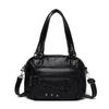 Bolsa de Bicicleta de Couro Real Lavado Transfronteiriça Couro Tecido Bolsa Smiley Couro com Rebites Punk Bolsa Feminina Comércio Exterior Bolsa Boston