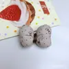Tecido Mi Ka Enchimento de Algodão Acessórios de Laço Nó de Almofada Roupas de Bebê Acessórios de Cabelo DIY Grampos de Cabelo Roupas Sapatos e Meias Acessórios Decorativos