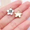 Flor de Crisantemo Blanco Goteo de Aceite Flor de Girasol Colgante de Aleación Accesorios para Joyería DIY Collar Pendientes Llavero Colgante Pequeño
