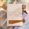 Producto de Bienestar: Puntos Pequeños de 0.2 cm, Espaciado de 1.3 cm, Tela Estampada Digitalmente de 40 Unidades, Coreano
